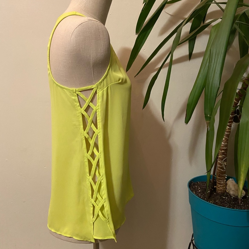 Maurices Studio Y Lattice Tank - Picture 4 of 7